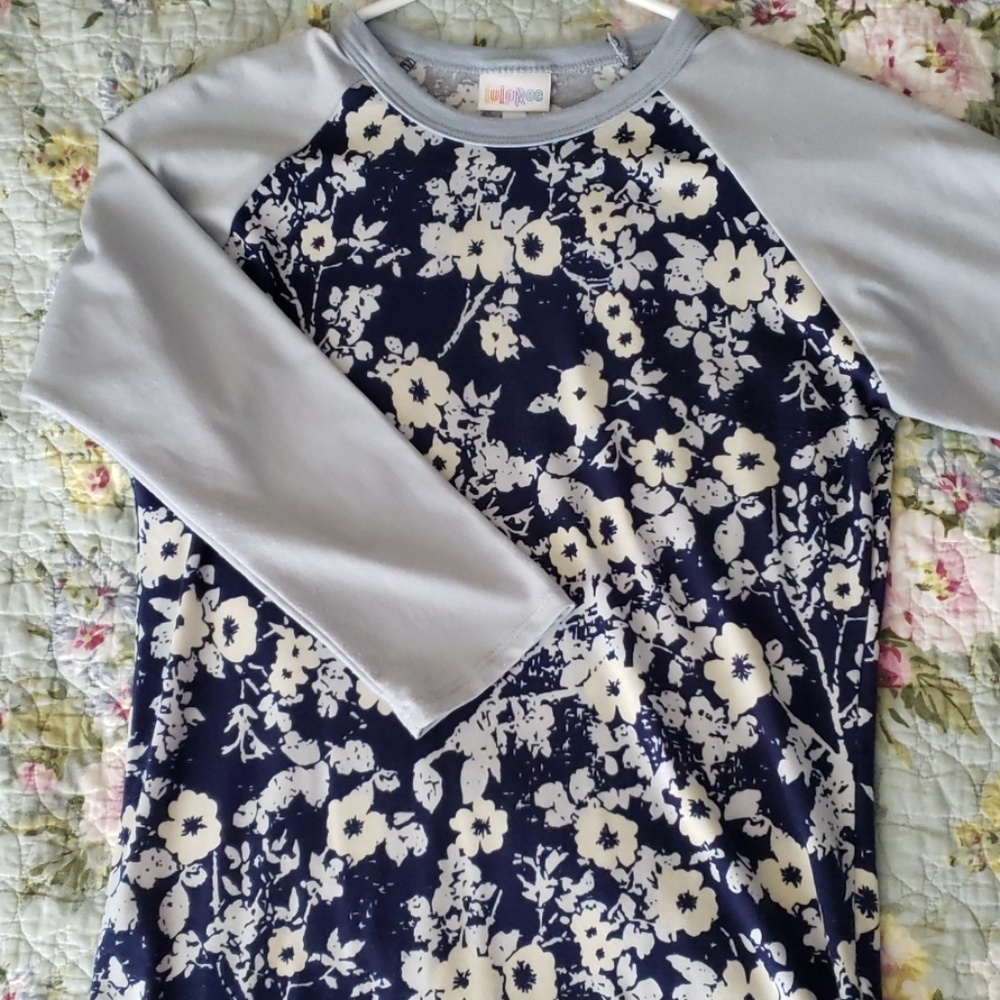 ⭐ SOLD ⭐ LuLaRoe floral Randy